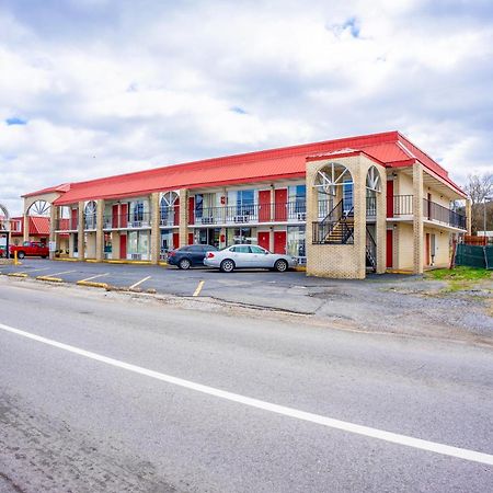 Ozark Junction Mountain View By Oyo Motel Exterior foto