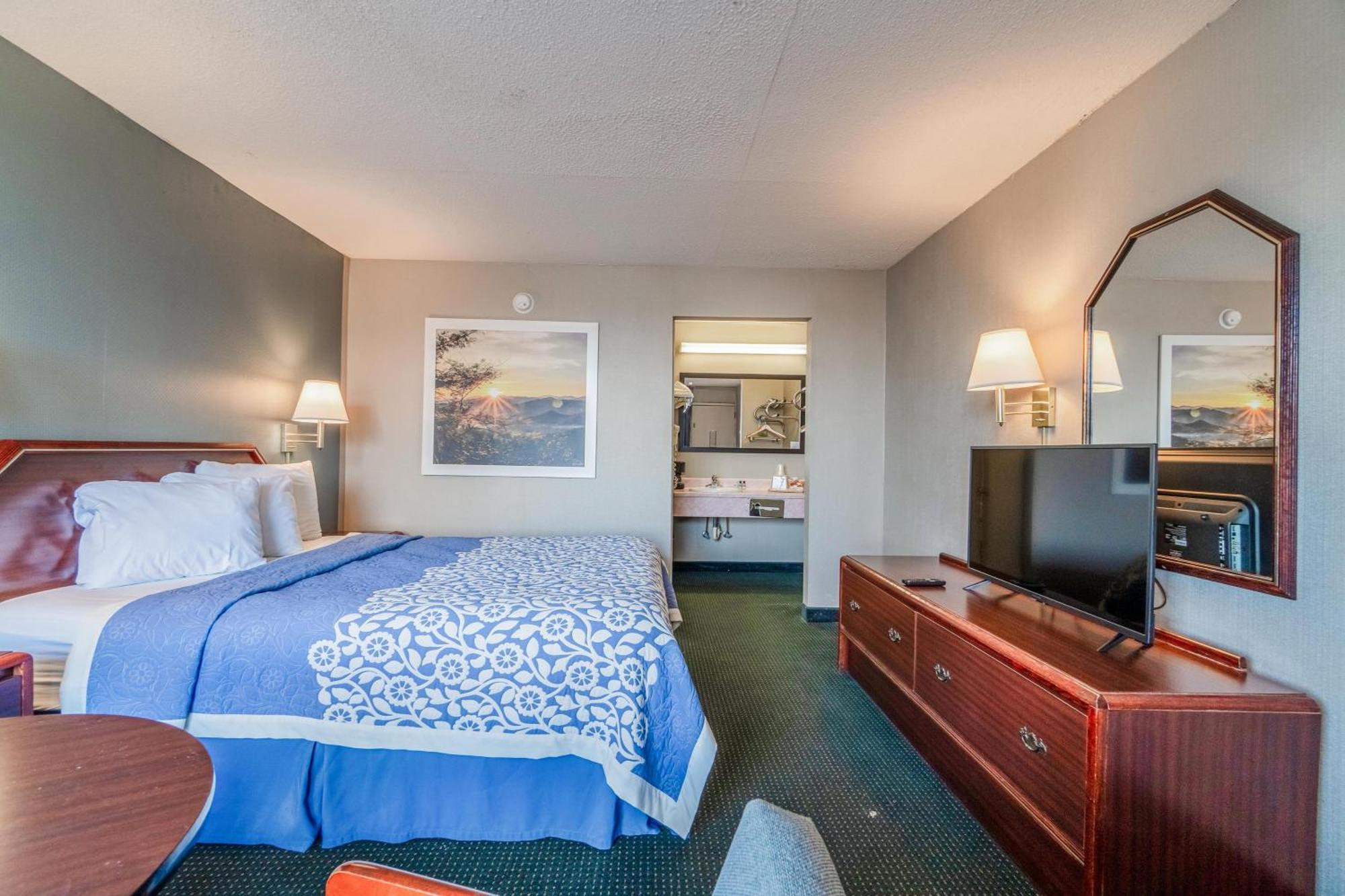Ozark Junction Mountain View By Oyo Motel Exterior foto