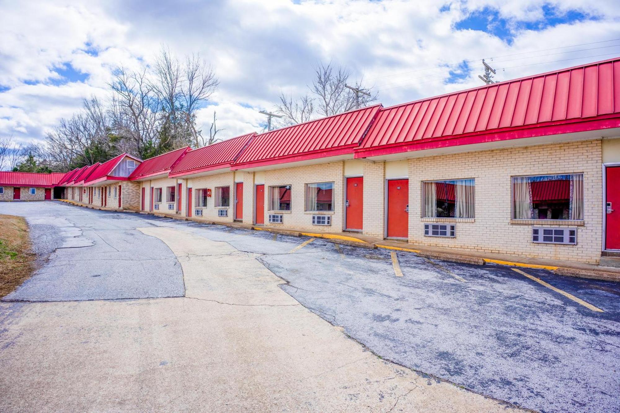 Ozark Junction Mountain View By Oyo Motel Exterior foto